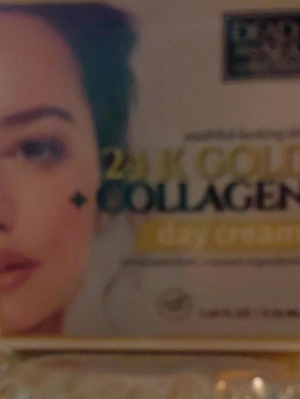 24K Gold Collagen Day Cream Moisturizer - Gold